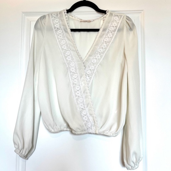 Francesca’s Long Sleeve Lace Wrap Top, White Ivory - Picture 1 of 5